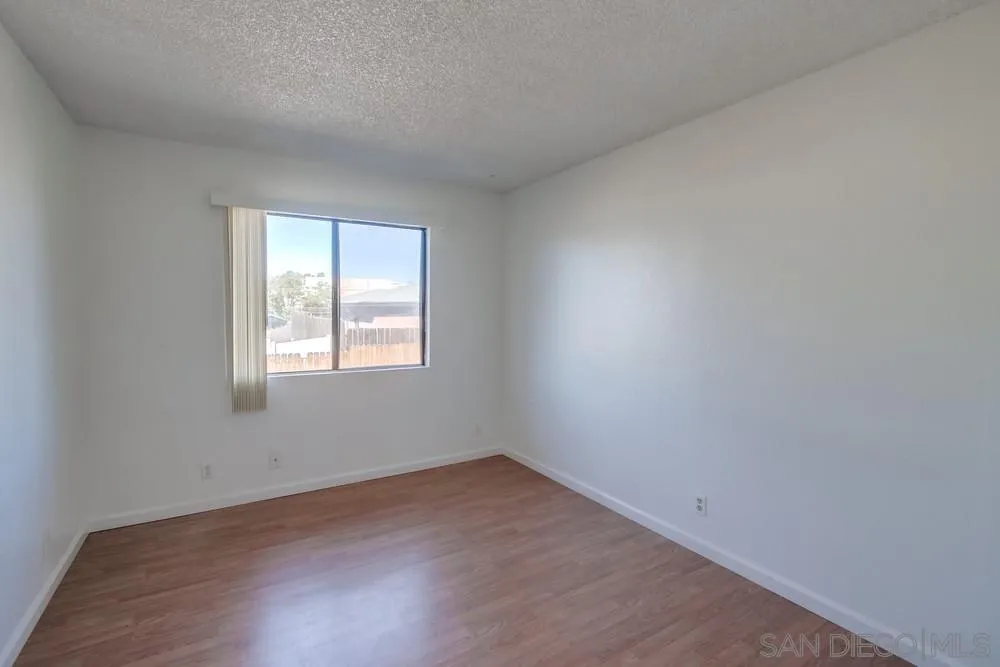 1974 Arnold Way Unit: 7