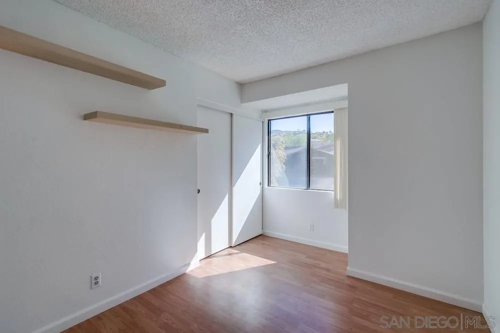 1974 Arnold Way Unit: 7