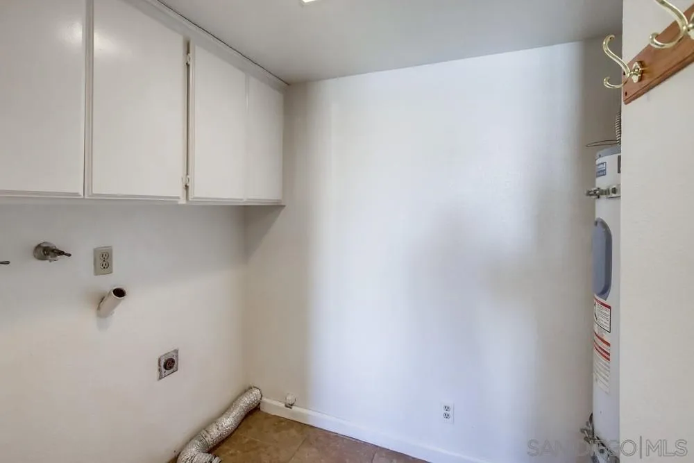 1974 Arnold Way Unit: 7