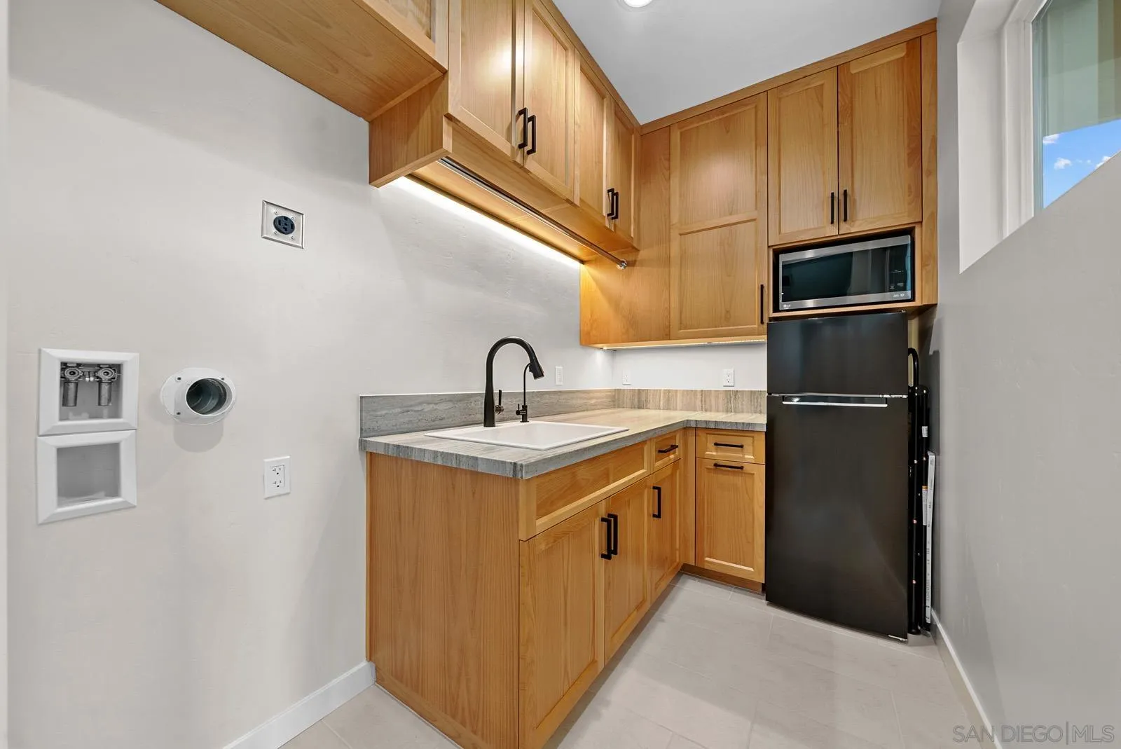 2908 Calle Caleta Viejas