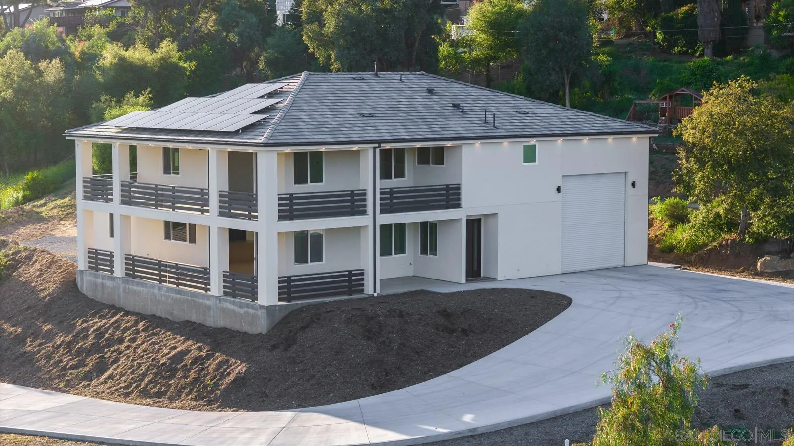 2908 Calle Caleta Viejas