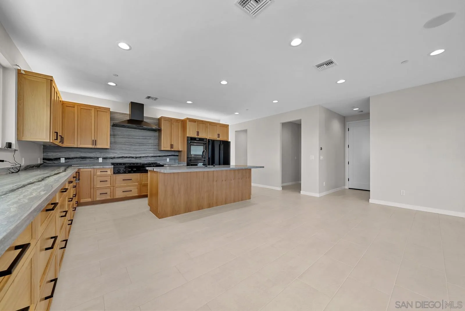 2908 Calle Caleta Viejas