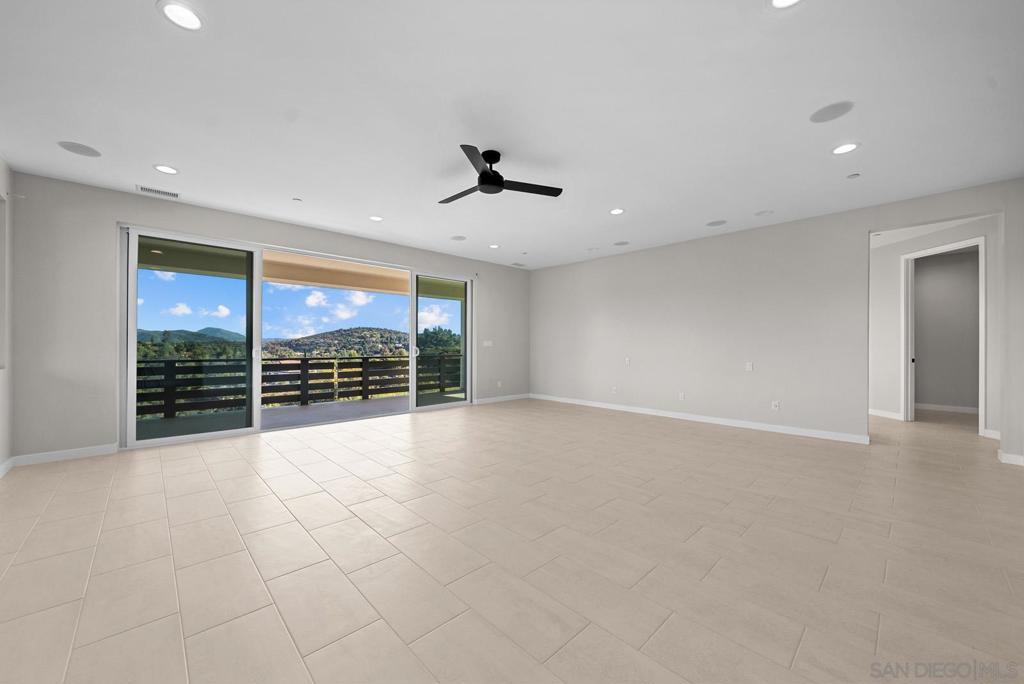 2908 Calle Caleta Viejas