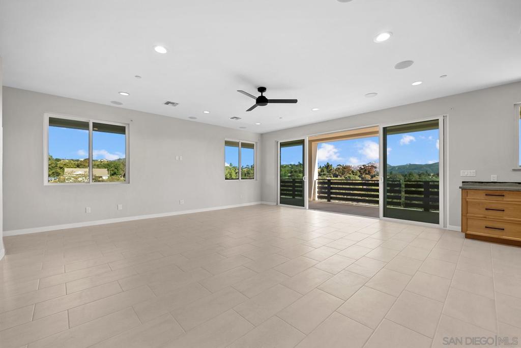 2908 Calle Caleta Viejas