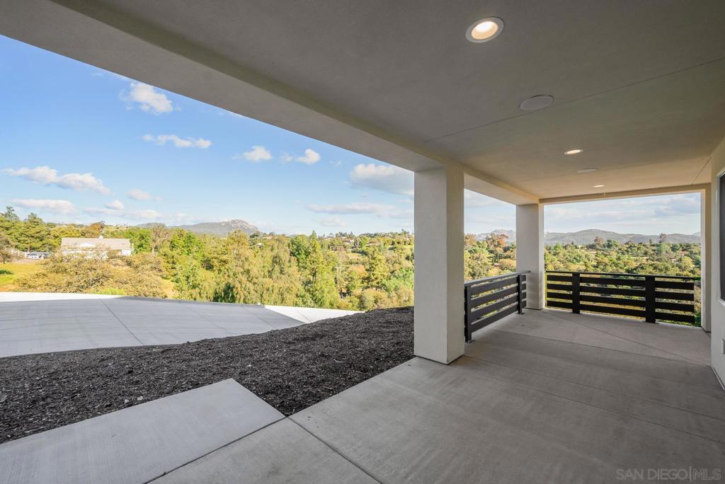 2908 Calle Caleta Viejas