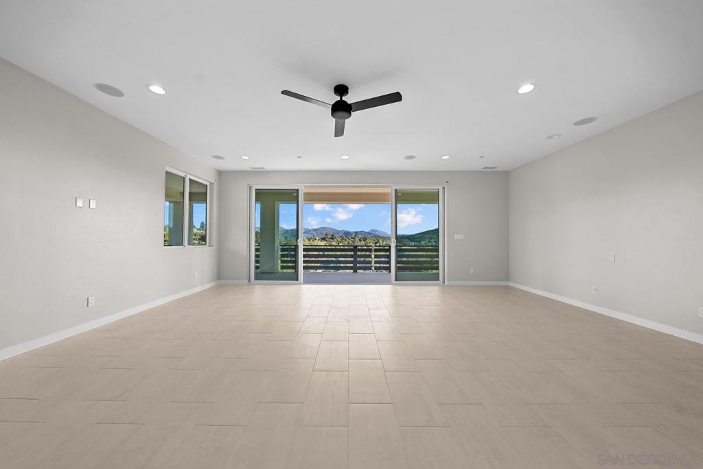 2908 Calle Caleta Viejas