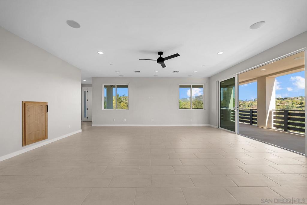 2908 Calle Caleta Viejas