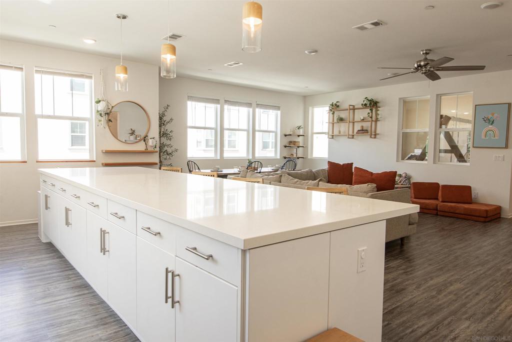 5361 Calle Rockfish 73