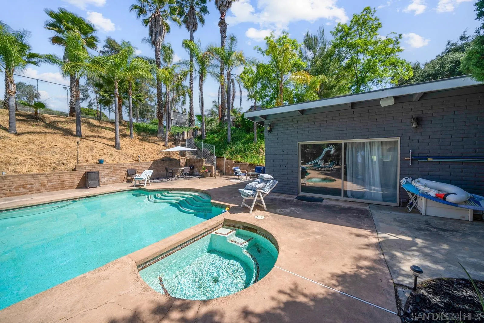 5816 Stallion Oaks Rd