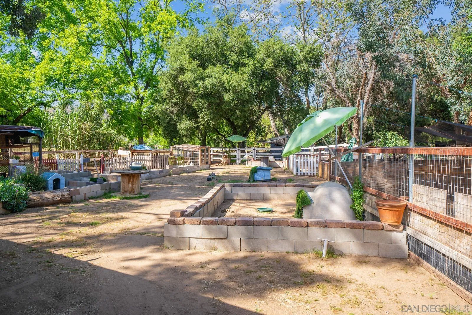 5816 Stallion Oaks Rd