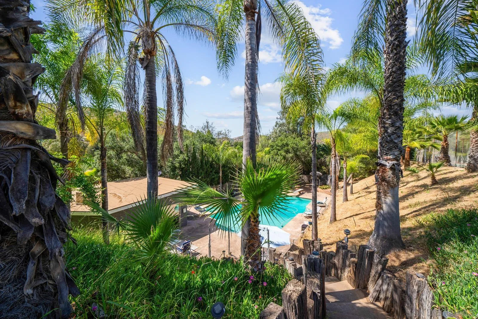 5816 Stallion Oaks Rd