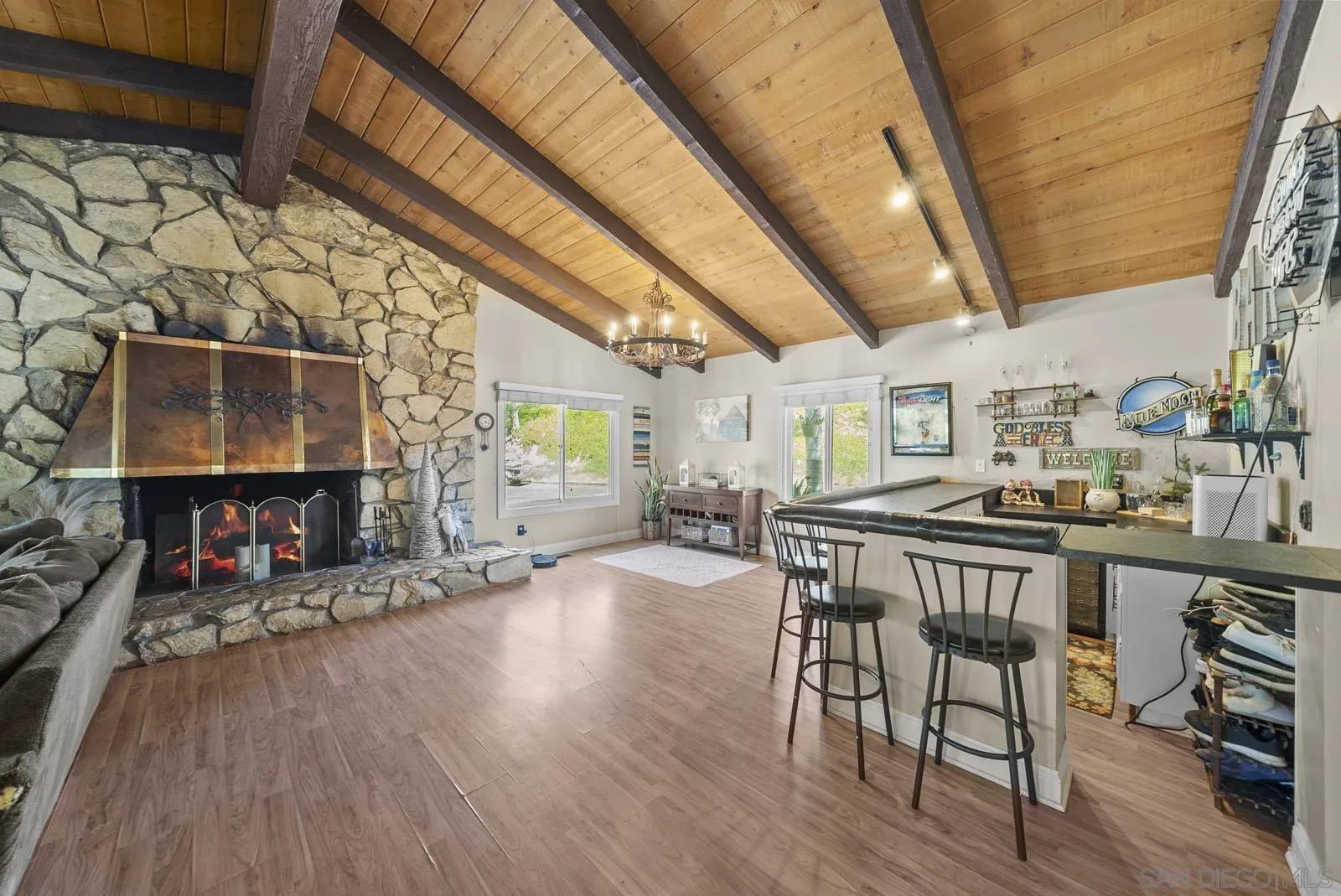 5816 Stallion Oaks Rd