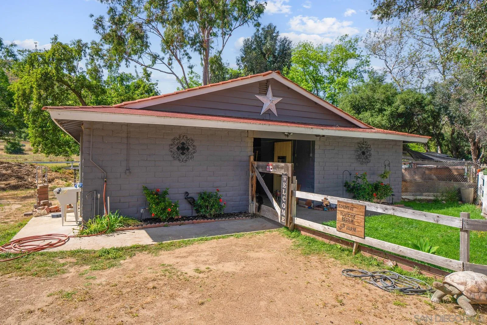 5816 Stallion Oaks Rd