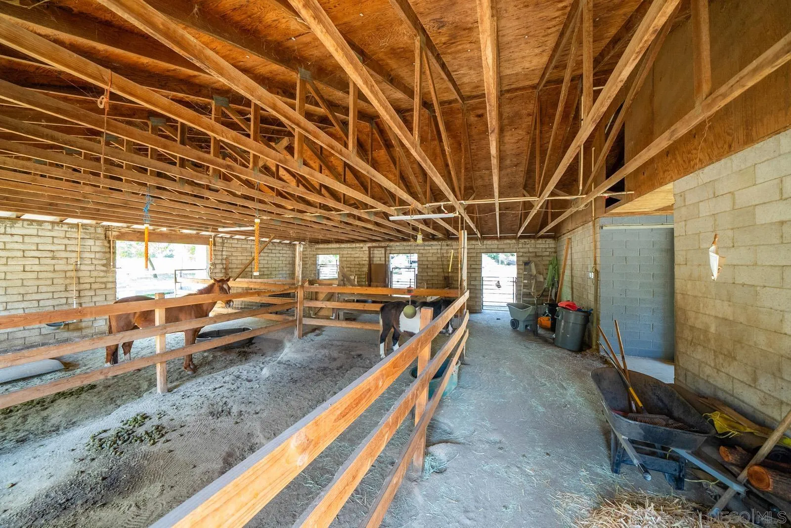 5816 Stallion Oaks Rd