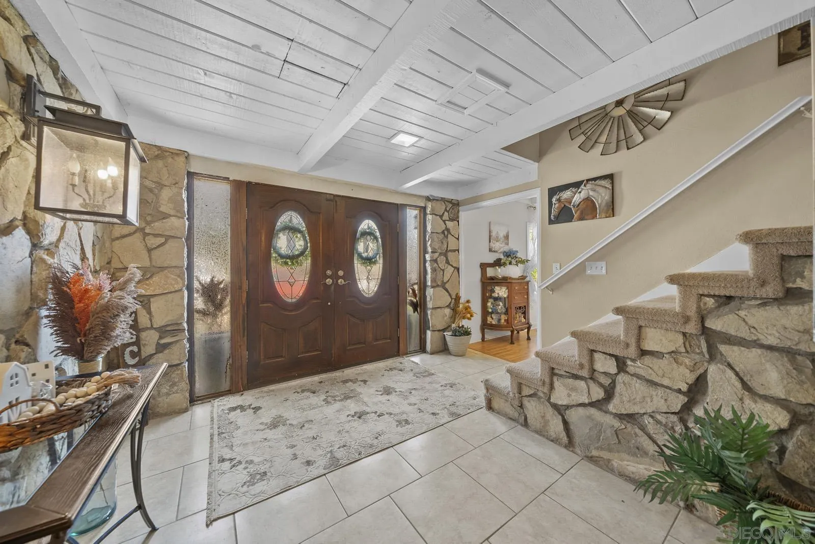 5816 Stallion Oaks Rd