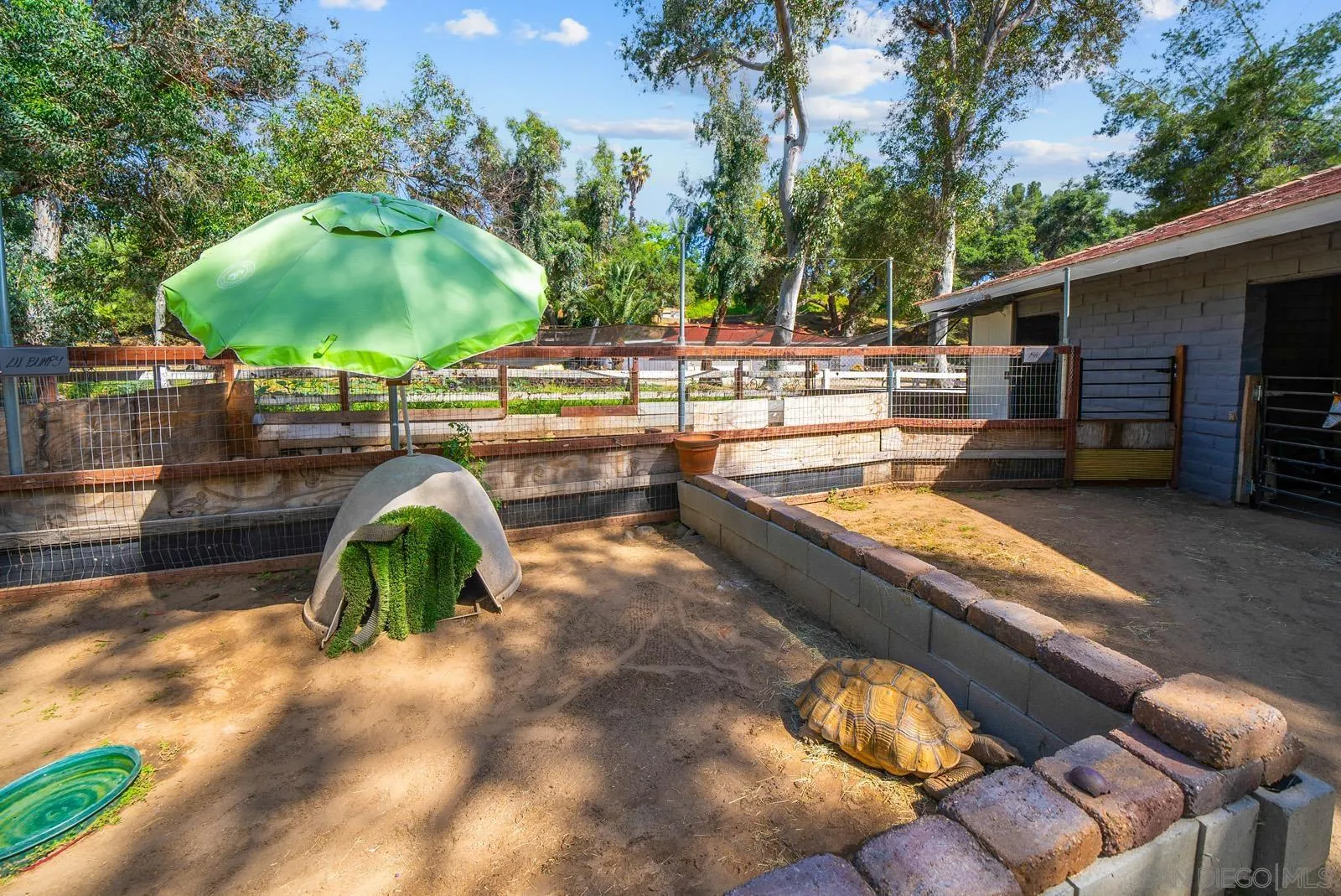 5816 Stallion Oaks Rd