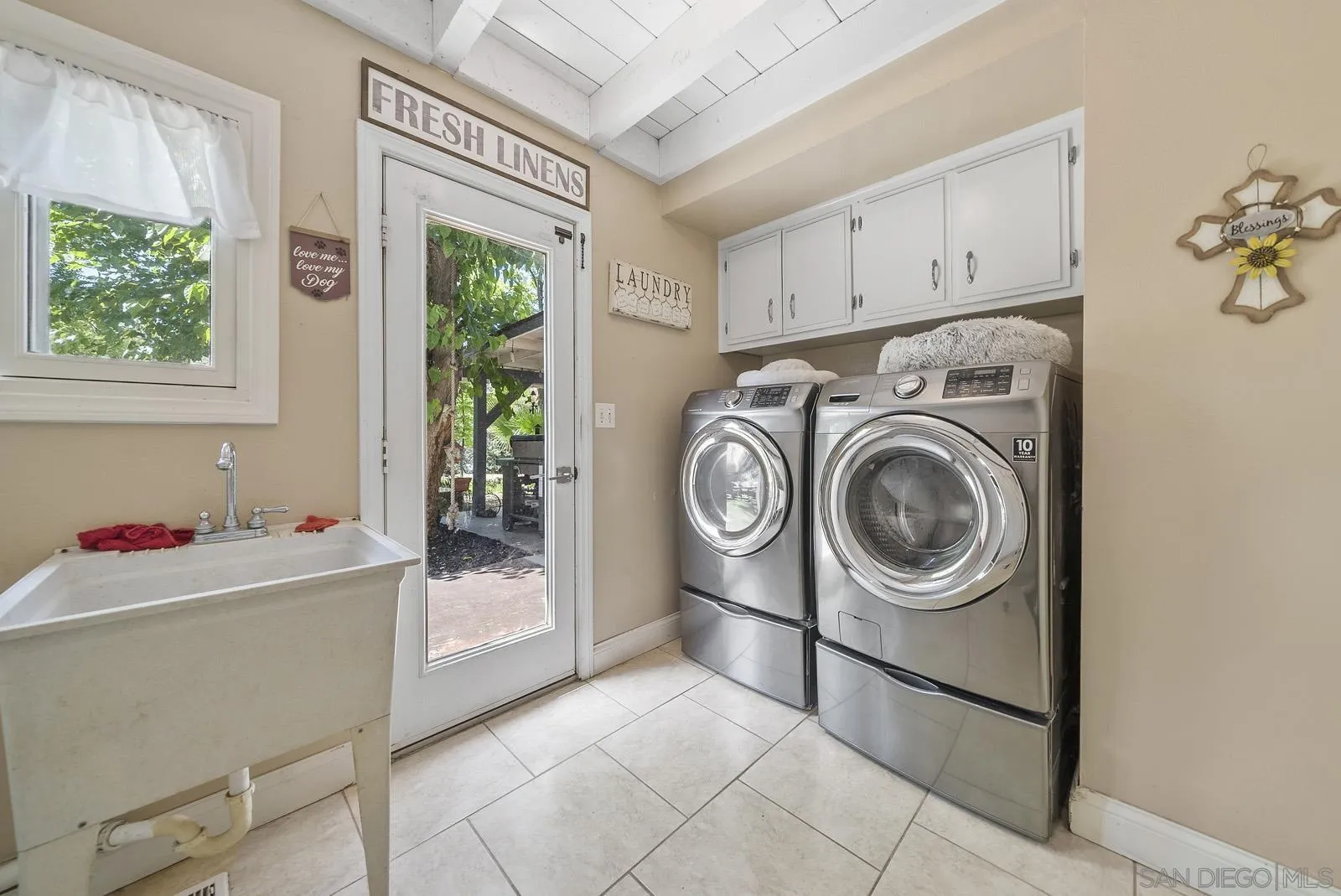 5816 Stallion Oaks Rd