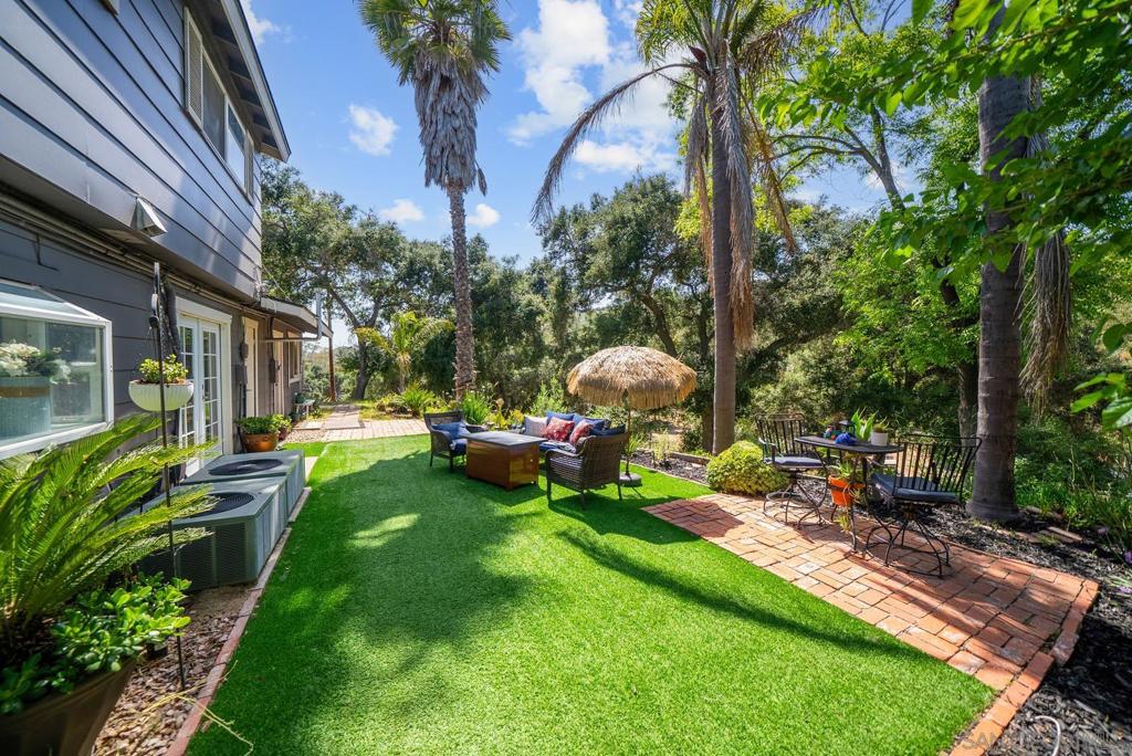 5816 Stallion Oaks Rd