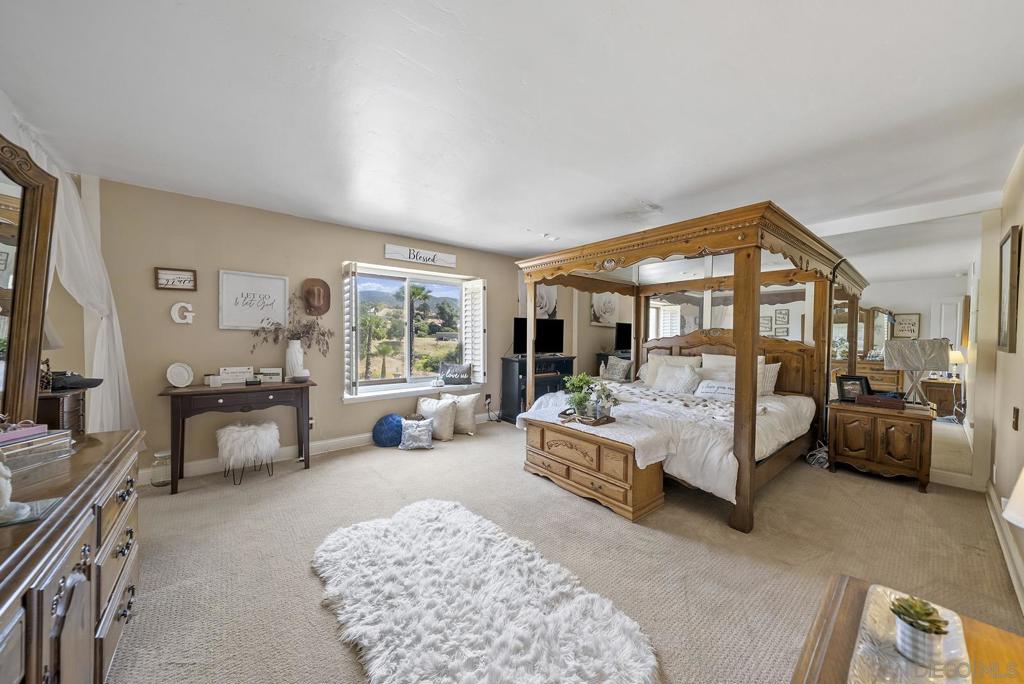 5816 Stallion Oaks Rd