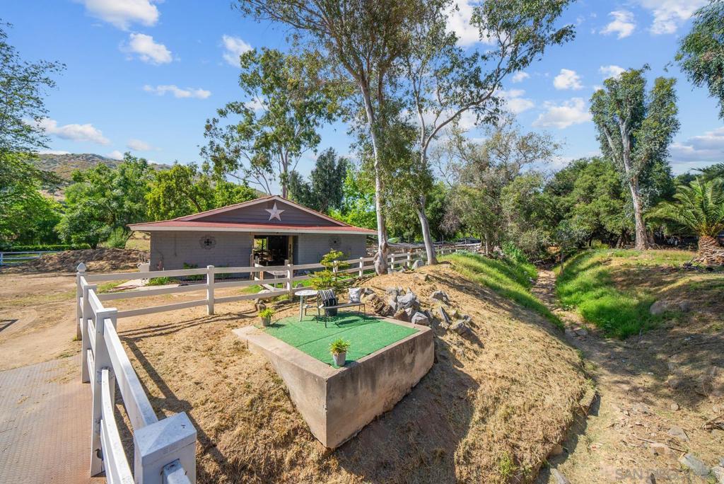 5816 Stallion Oaks Rd