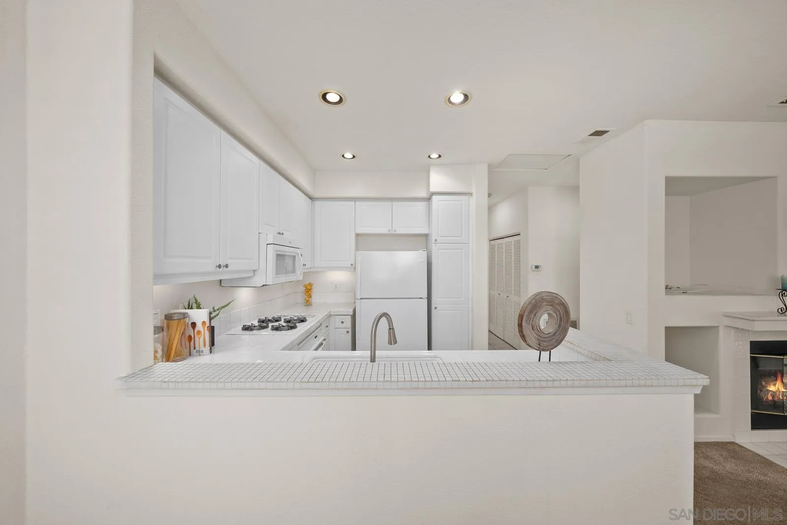 10786 Sabre Hill Dr # 206