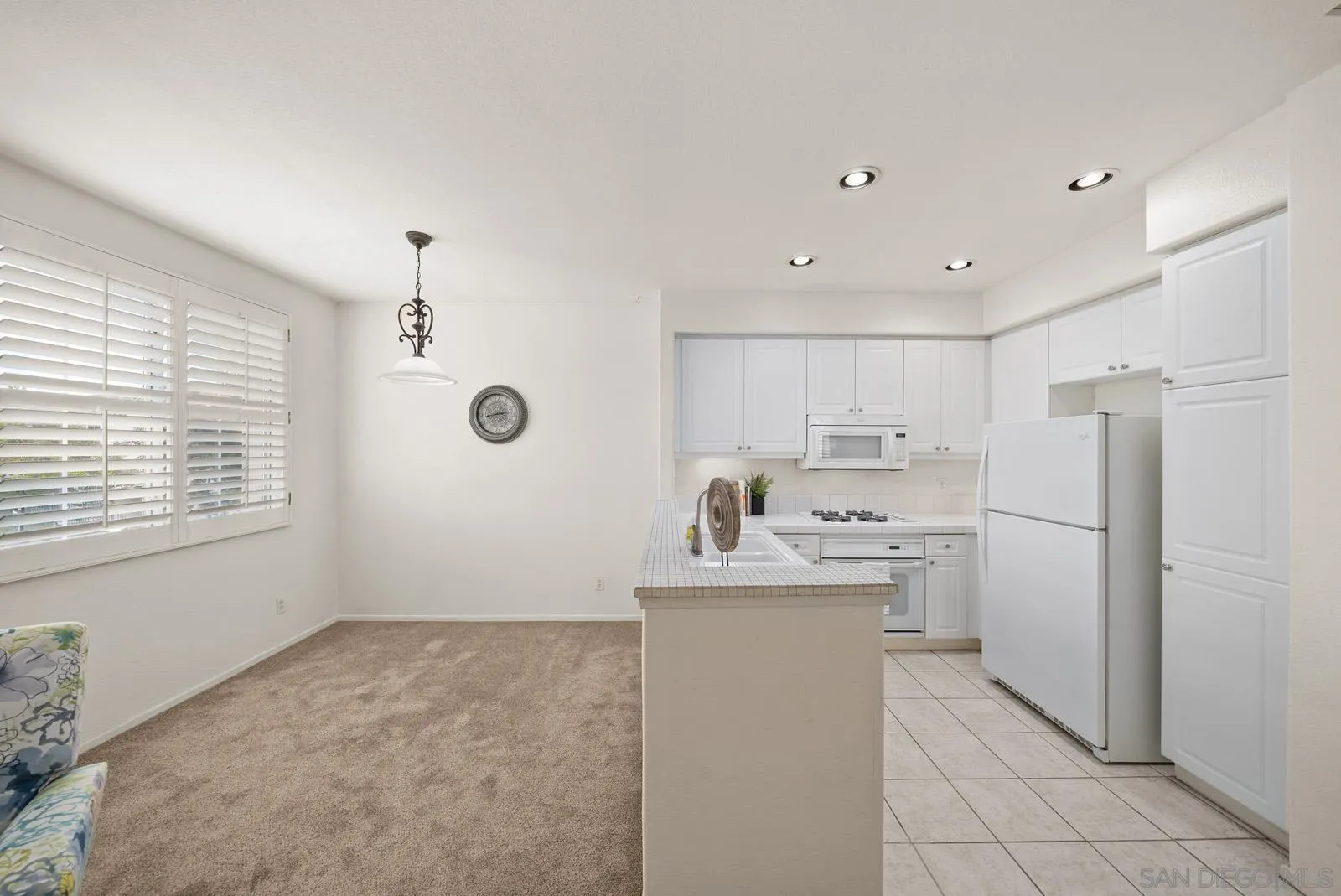 10786 Sabre Hill Dr # 206