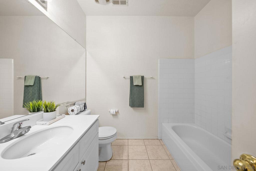 10786 Sabre Hill Dr 206