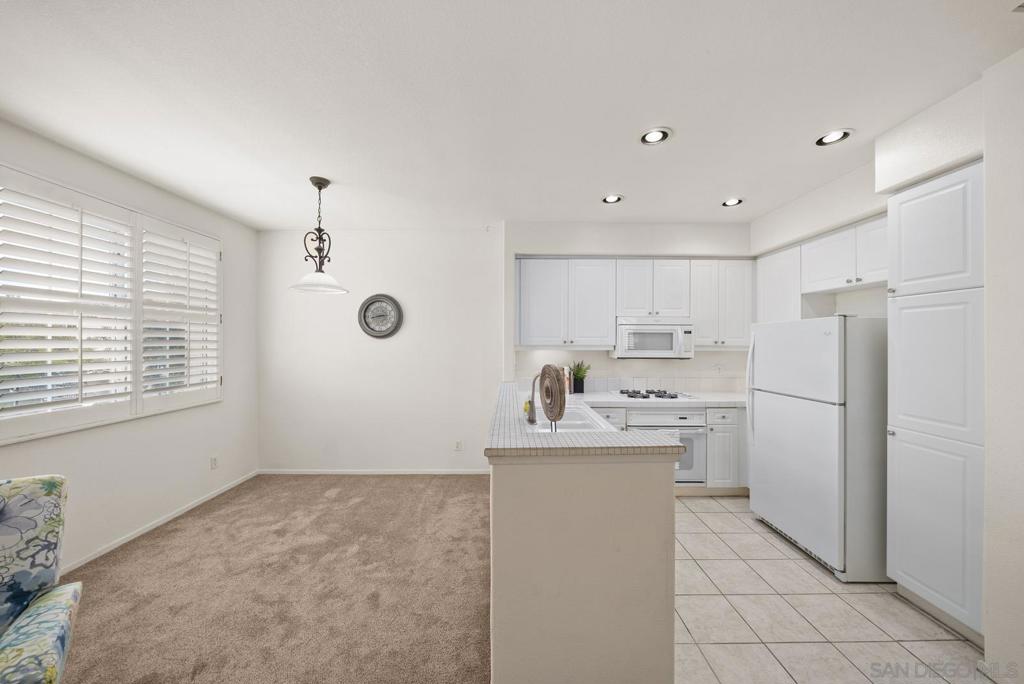 10786 Sabre Hill Dr 206