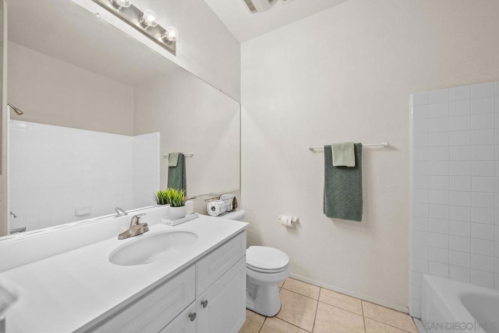 10786 Sabre Hill Dr 206