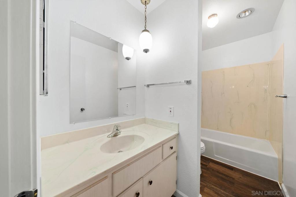 1210 Green Garden Dr 3