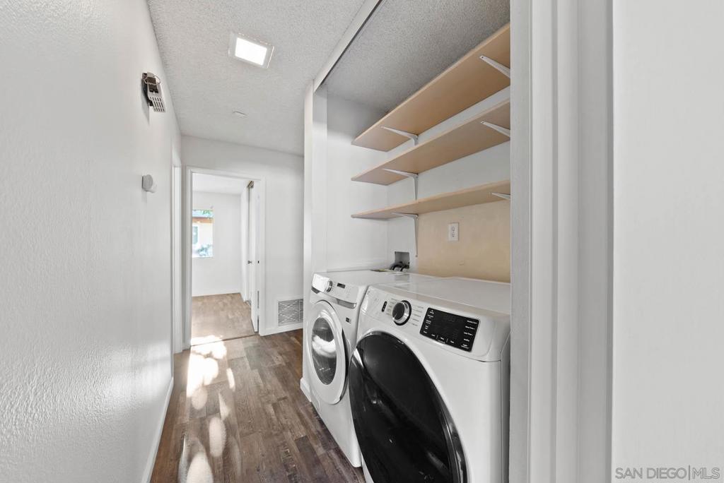 1210 Green Garden Dr 3