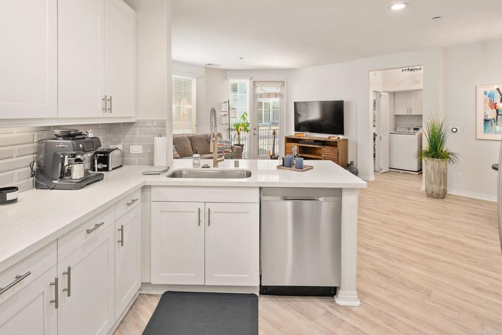 3957 30th Street 211