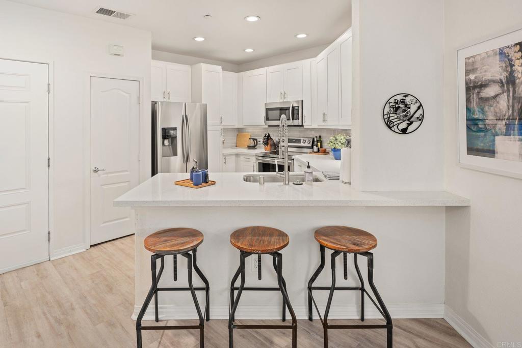 3957 30th Street 211