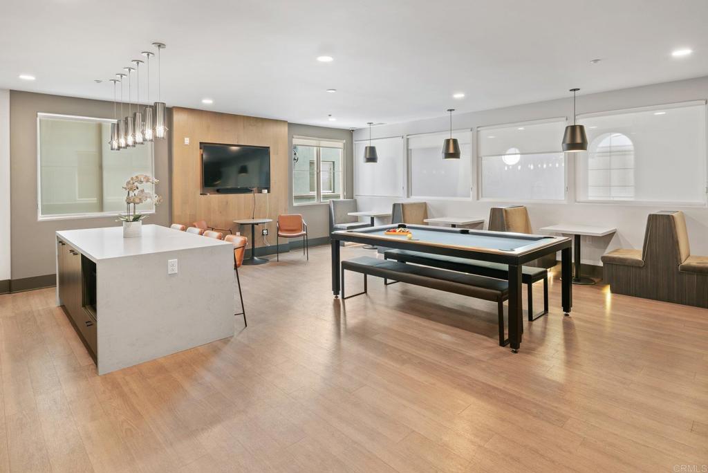 3957 30th Street 211