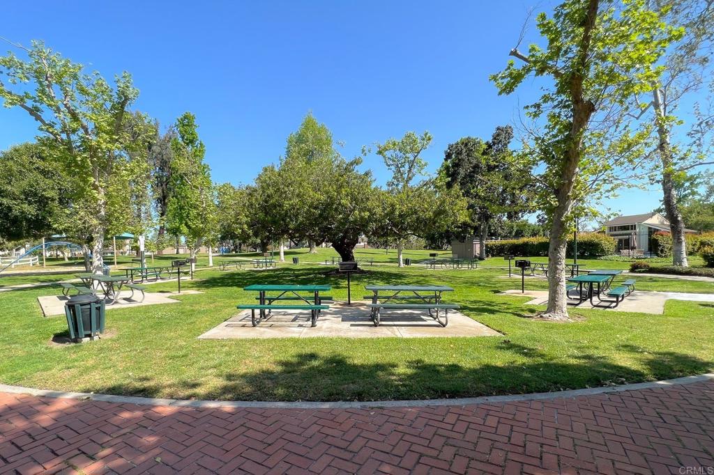 10690 Esmeraldas Drive