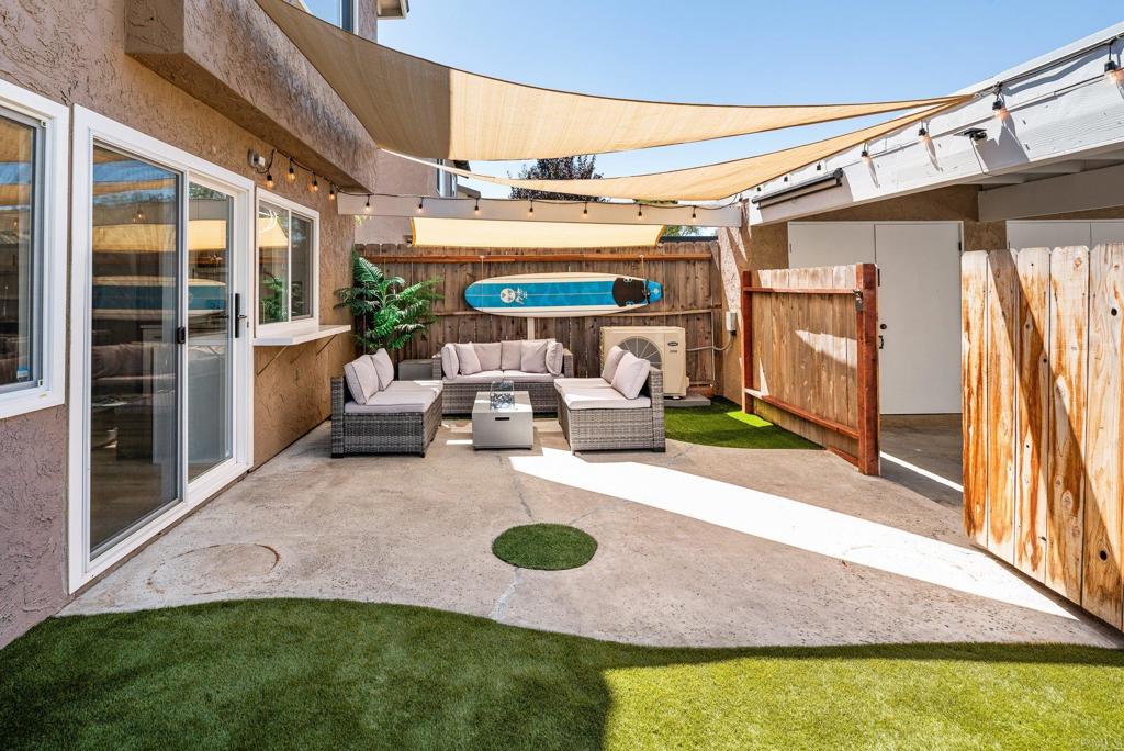 10690 Esmeraldas Drive