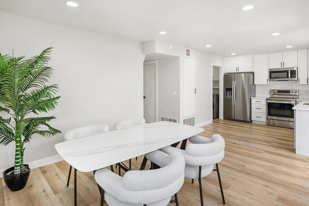 10690 Esmeraldas Drive