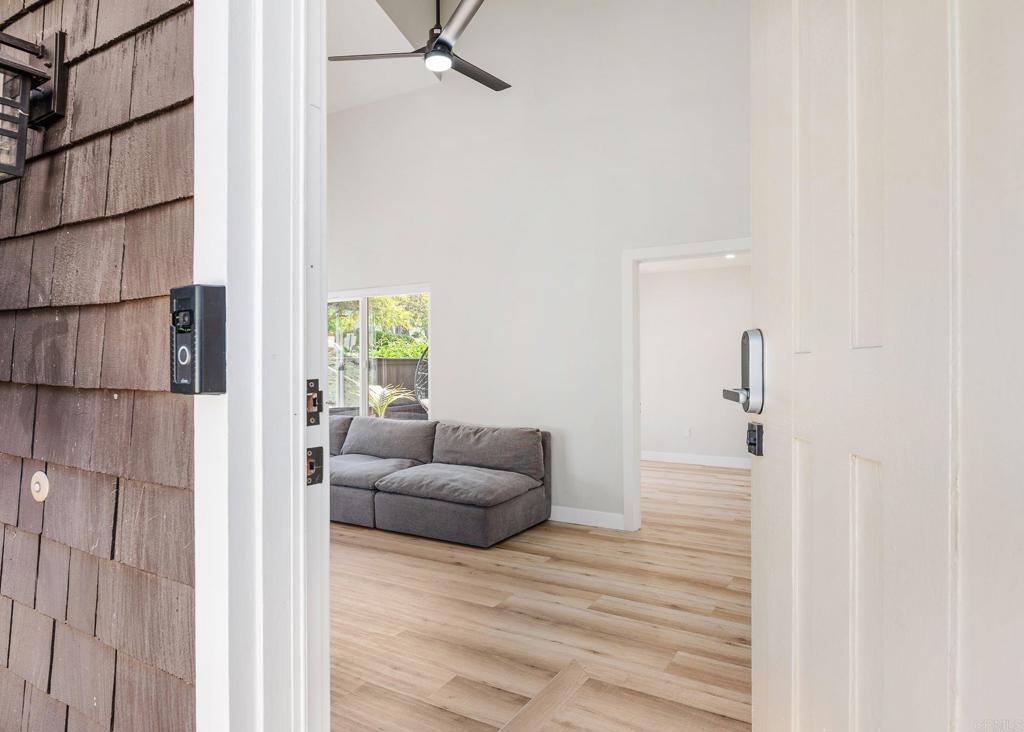 10690 Esmeraldas Drive