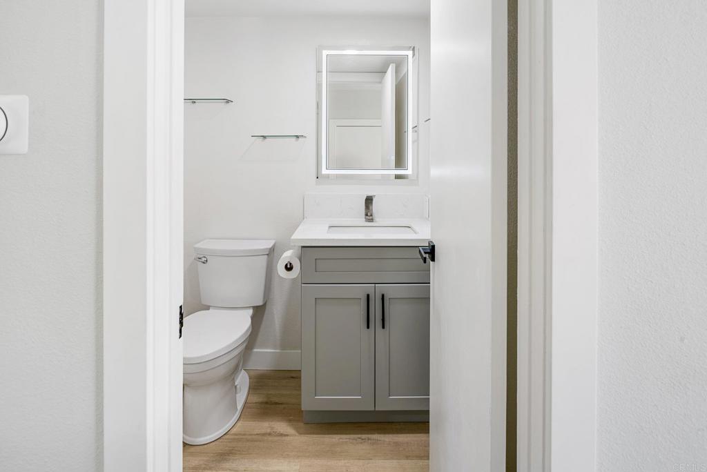 10690 Esmeraldas Drive