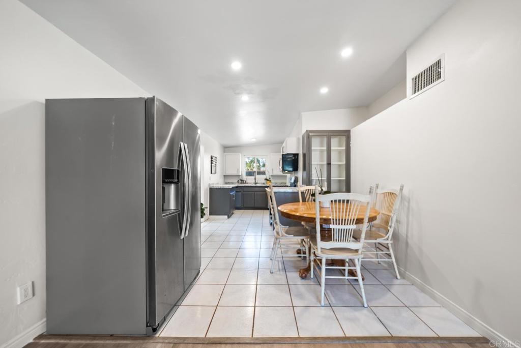 9254 Fairlawn Street