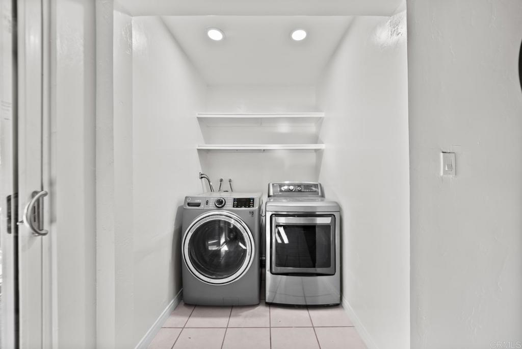 9254 Fairlawn Street