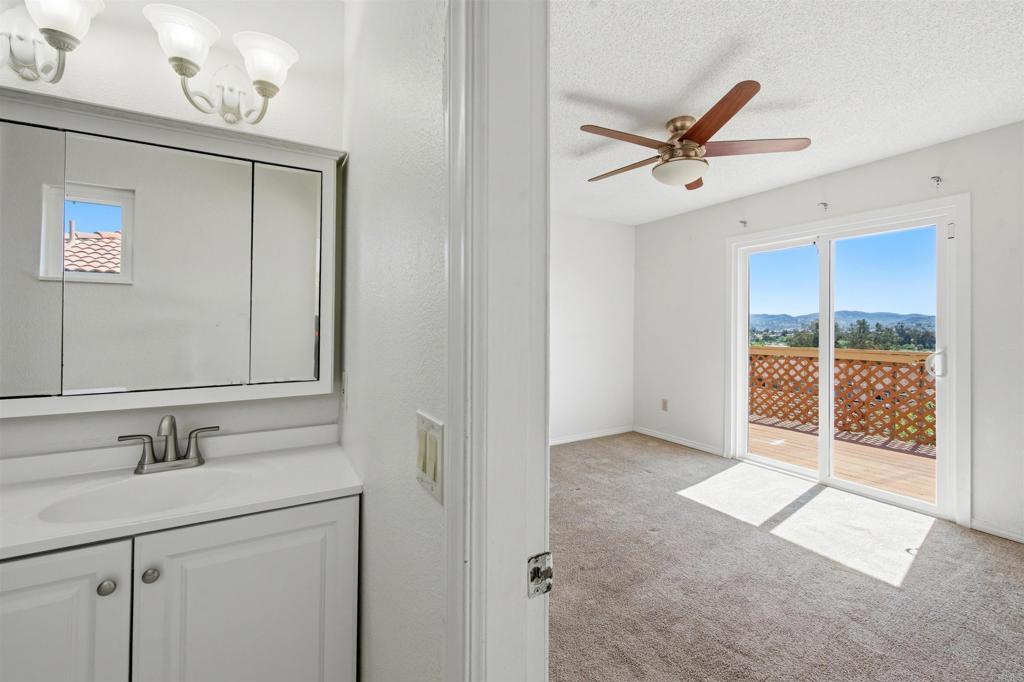 1257 Soria Glen