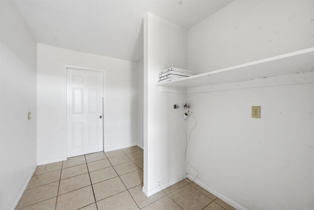 1257 Soria Glen