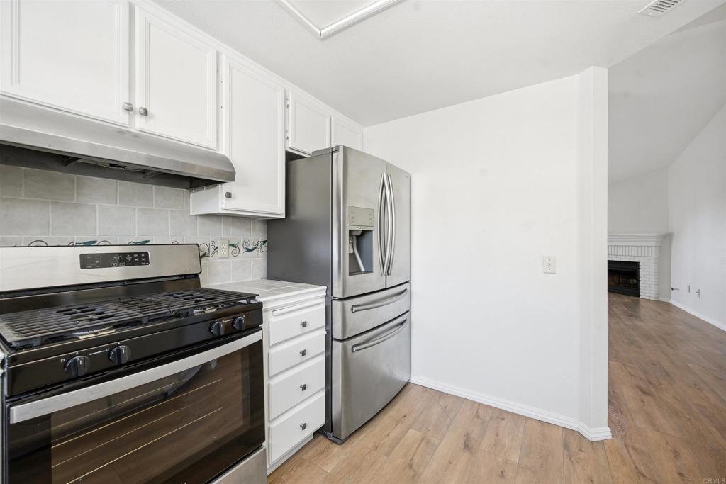 1257 Soria Glen