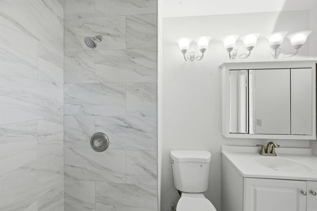 1257 Soria Glen
