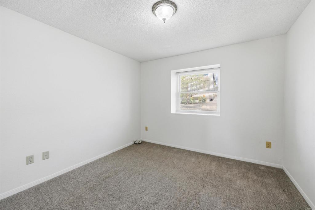 1257 Soria Glen