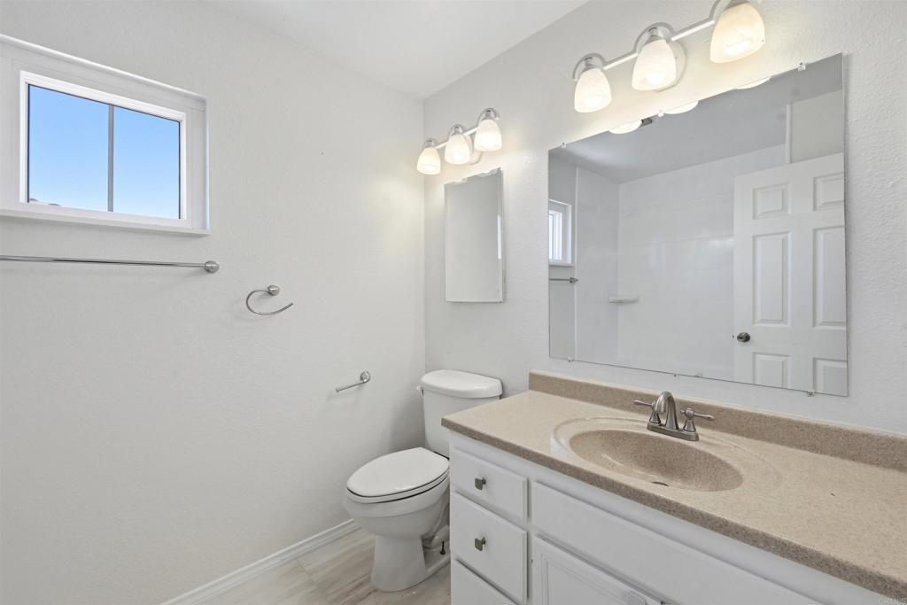 1257 Soria Glen