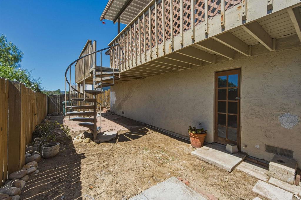 1257 Soria Glen
