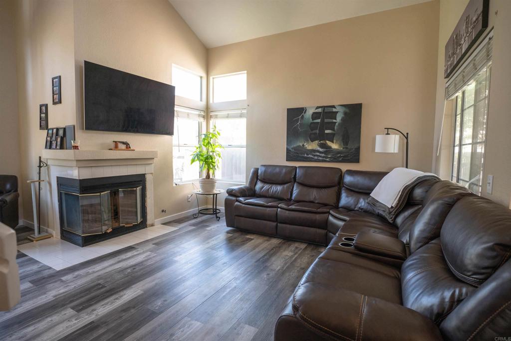 33029 Rossman Circle