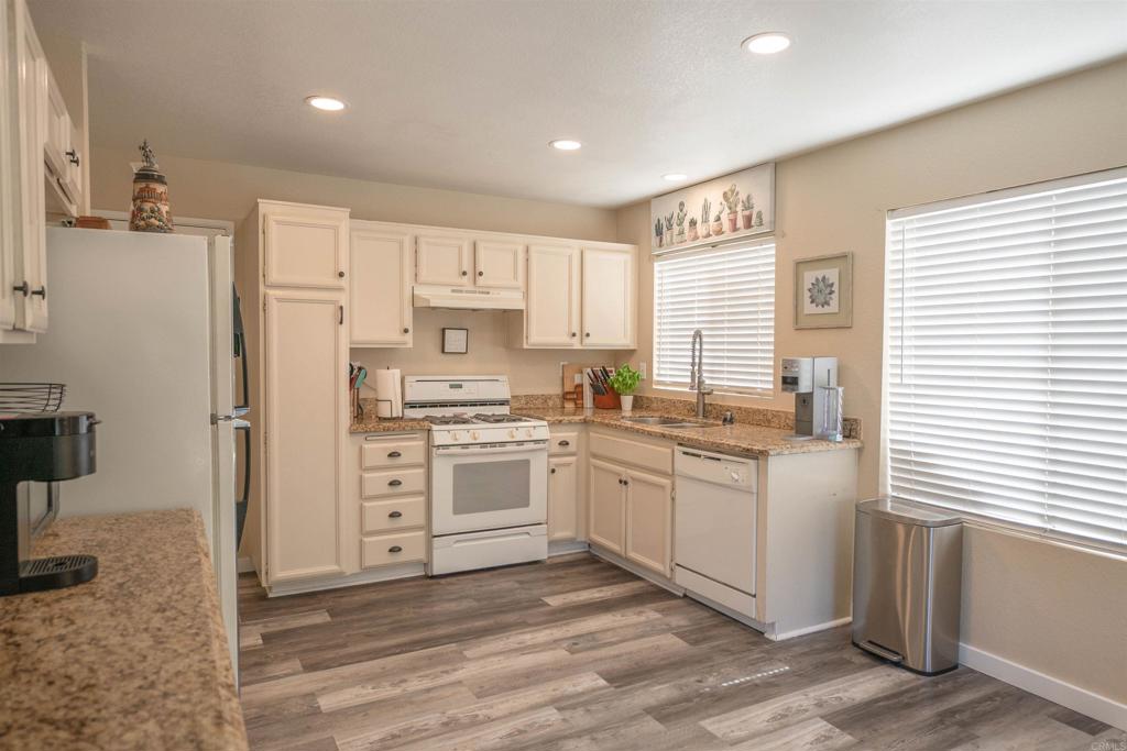 33029 Rossman Circle